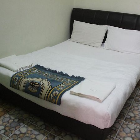 Netasha Holiday Inn Tanah Rata Exterior photo